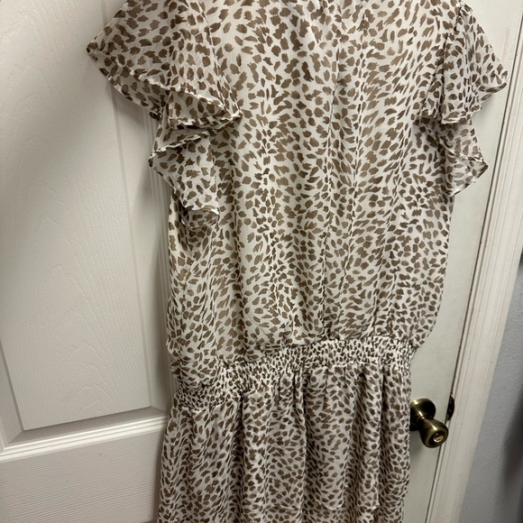 Express dress - Picture 5 of 6